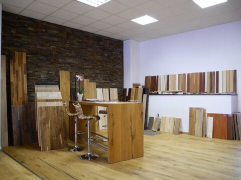 Vielfältiges Angebot an Böden bei Bauer Parkett- und Oberflächenzentrum in Straubing