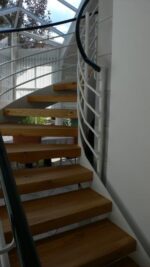 Klassische Wendeltreppe bei Bauer Parkett- und Oberflächenzentrum