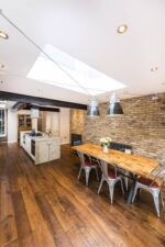 Heller Holzboden bei Bauer Parkett- und Oberflächenzentrum